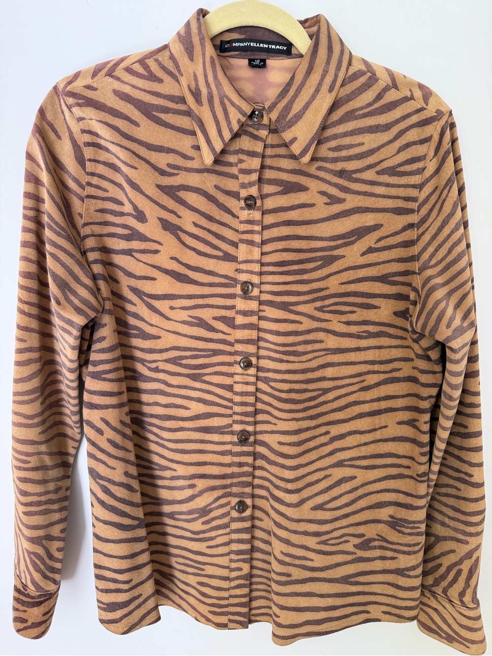 Company Ellen Tracy 100% Leather Suede Animal Print Shirt Jacket Size 12
